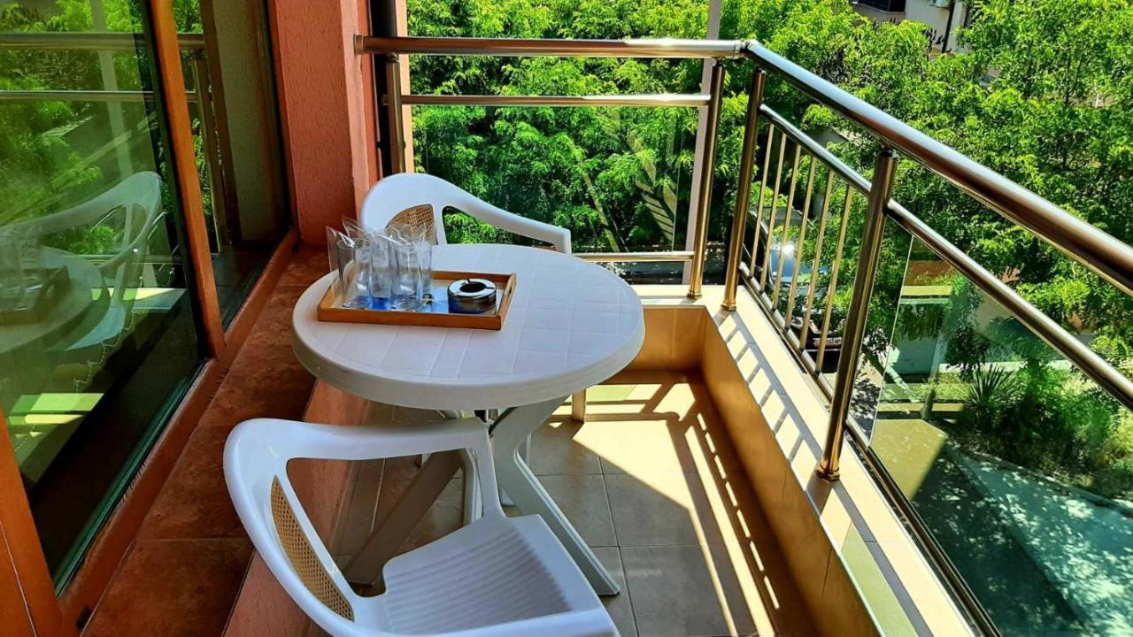 Adri Guest House Nesebar Esterno foto