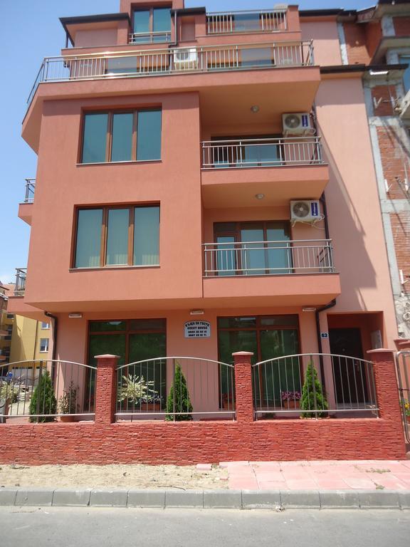 Adri Guest House Nesebar Esterno foto